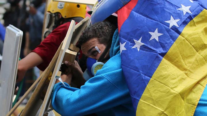 Socialism or oil to blame for the crisis in Venezuela?