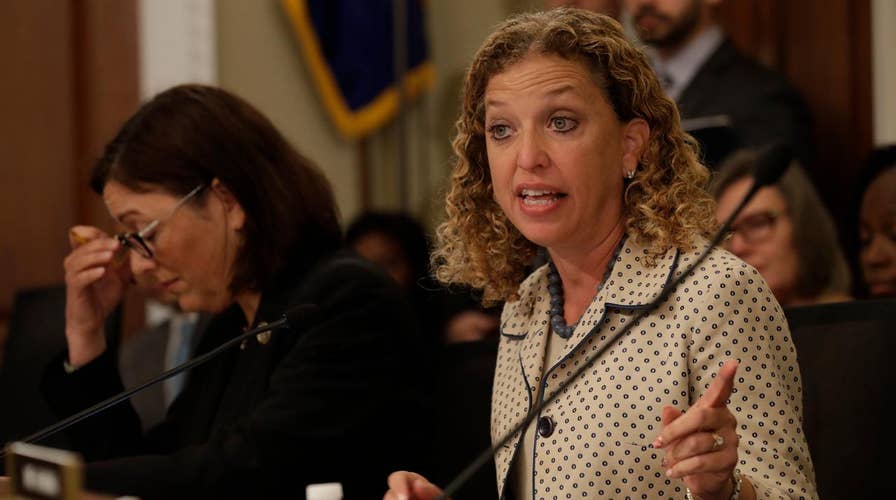 Wasserman Schultz defends her IT aide