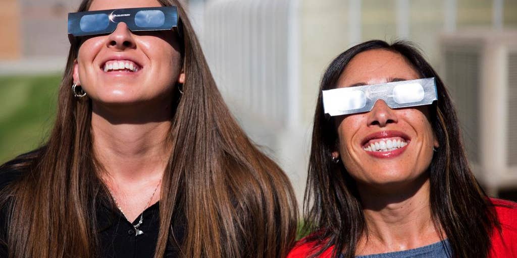 Solar Eclipse Scams Don T Get Duped Into Buying Fake Glasses Fox Business