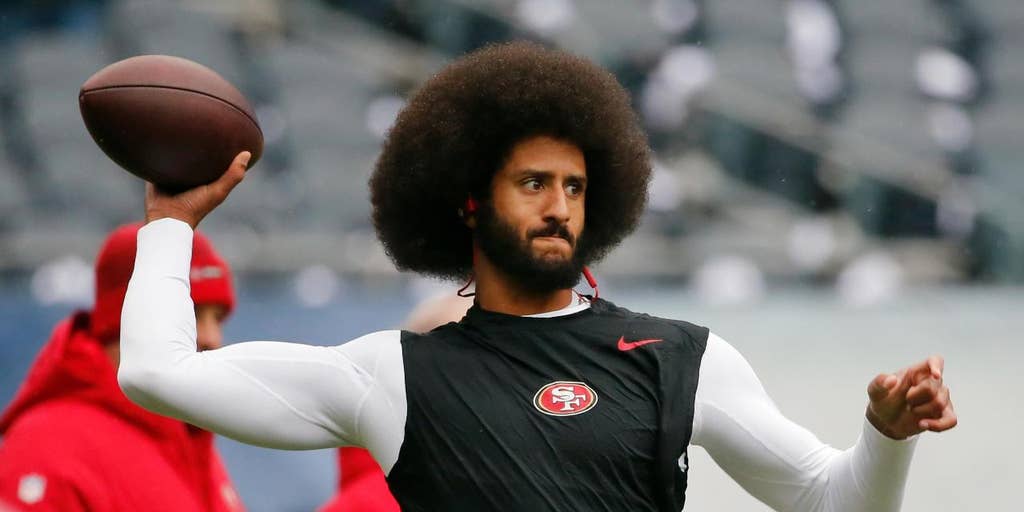 Colin kaepernick hot sale jersey sells