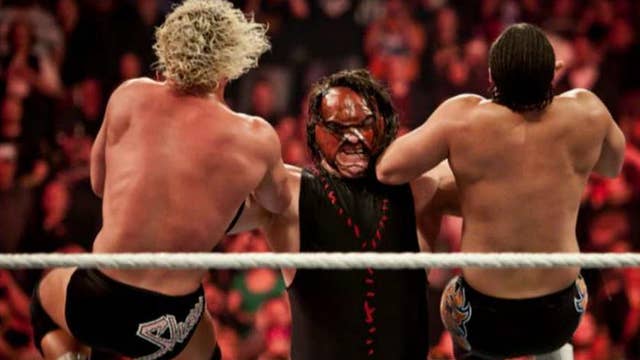 WWE’s ‘Kane’ returns to the ring after winning Tennessee election