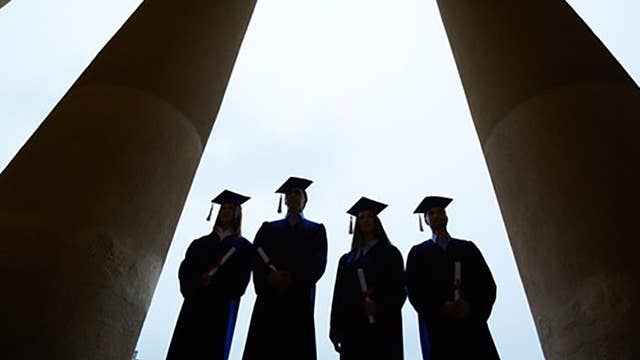 Student loan debt is discouraging young people from buying homes: Federal Reserve