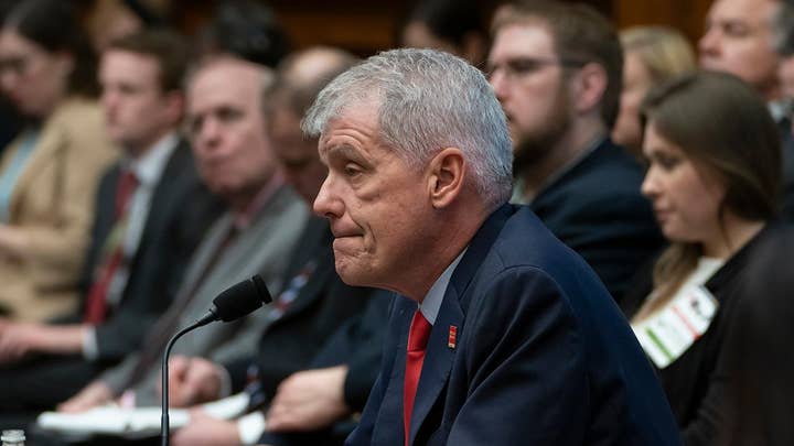 Wells Fargo CEO Tim Sloan to retire at the end of June