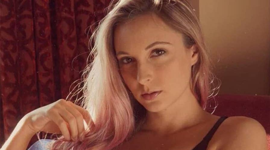 Camera model explains why she films fetish videos for pay in new doc