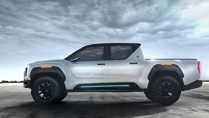 Tesla rival Nikola Motors unveils pickup truck