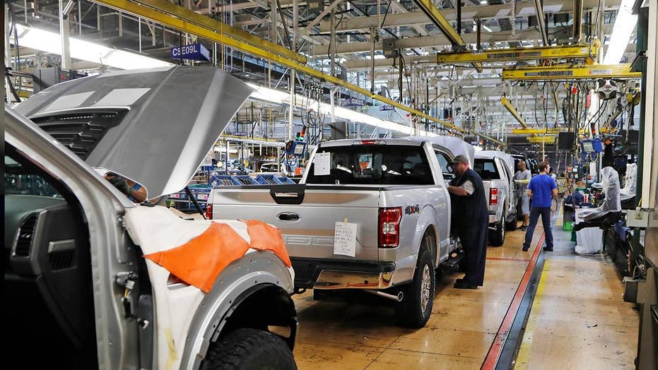 Ford Gm Chrysler Suspend Production At All Us North American Plants Fox News