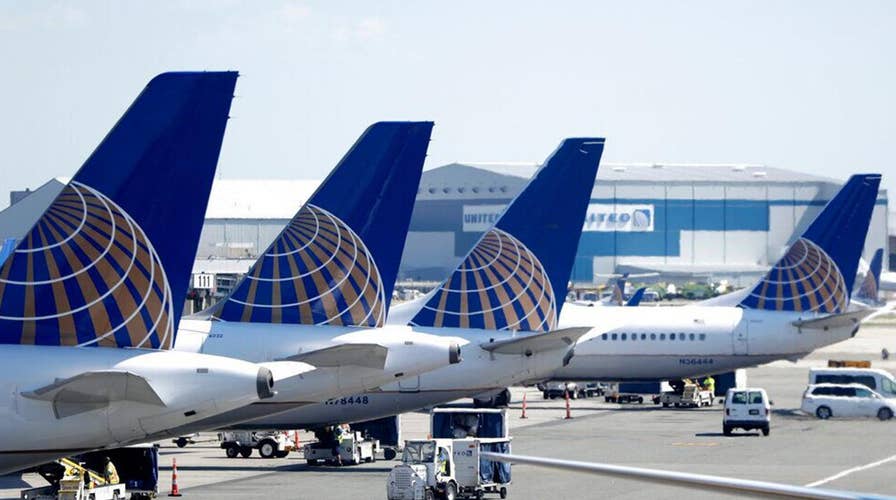 United announces change that could save you money; Gap and Banana Republic closing stores