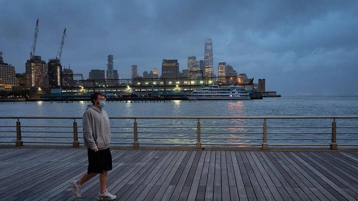 NYC real estate slump continues until political shift changes: Don Peebles 