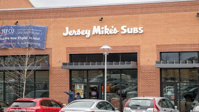 Jersey Mike's Subs donates $2.5 million to Feeding America