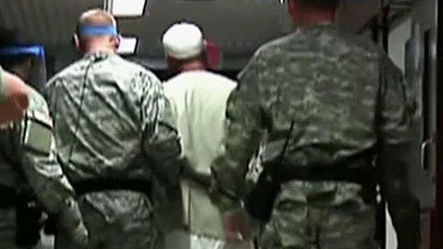 Obama administration releases five from Guantanamo Bay 