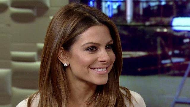 Maria Menounos talks hosting throughout award show season