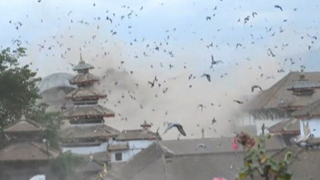 Terror in Nepal: Tourist captures moment massive quake hit