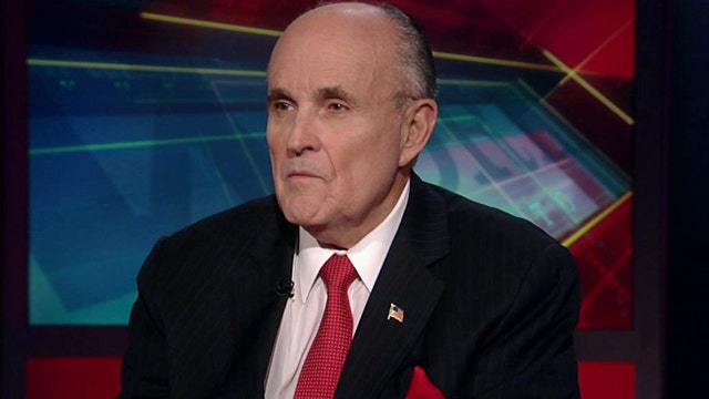 Giuliani: City officials should have police officers' backs