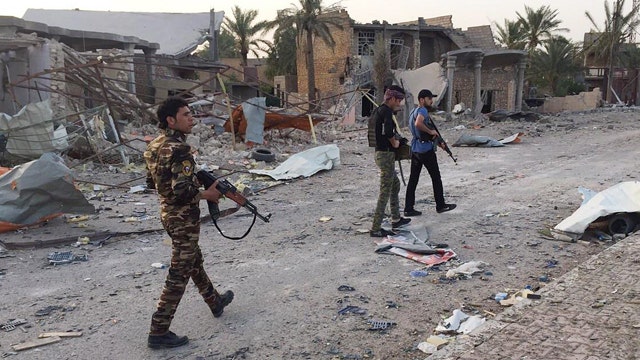 Iraqi, Syrian forces prepare counterattacks against ISIS
