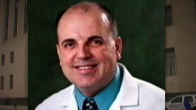 Cancer fraud doctor may get life in prison