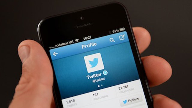 Digital Download: Is Twitter making us dumber?