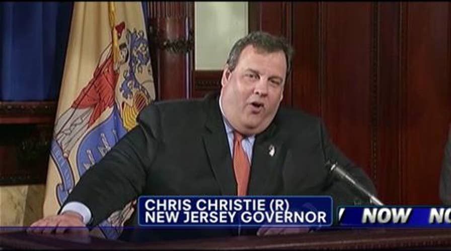 PHOTO: Was Springsteen Super-Fan Gov. Chris Christie Sleeping or 'Grooving' During Concert?
