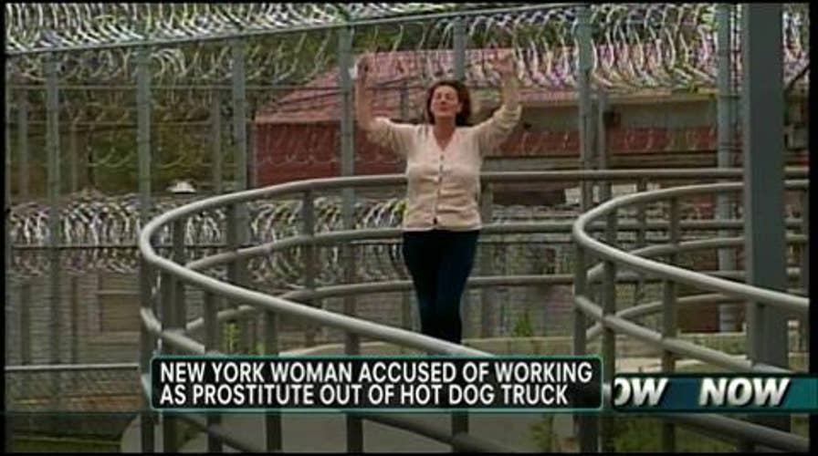 New York Woman Accused of Working as Prostitute Out of Hot Dog Truck