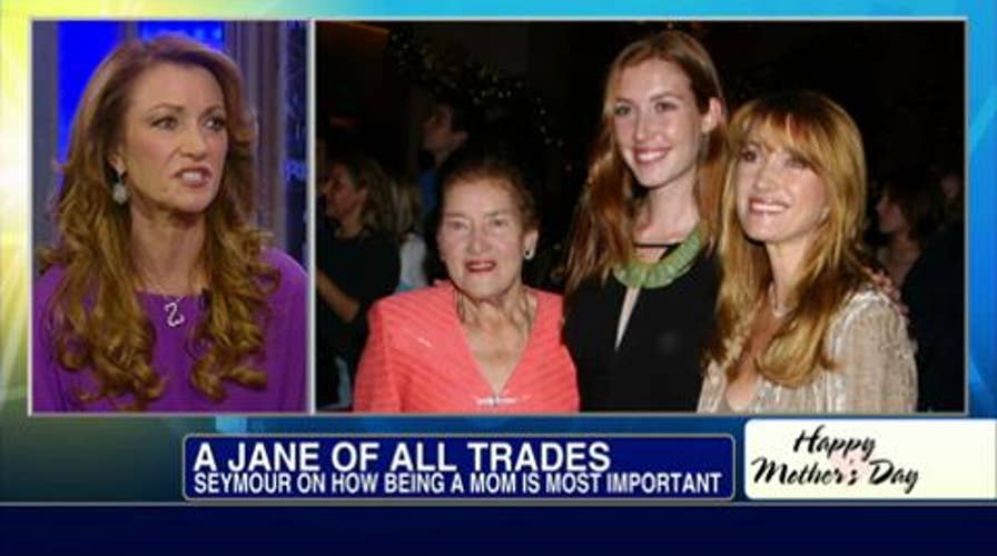 Jane Seymour Shares Her Open Heart Philosophy and Throws in a ‘Kitty Kat’ Line For Host David Briggs