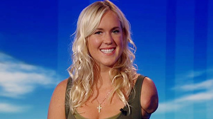 'Soul Surfer' gets a new smile