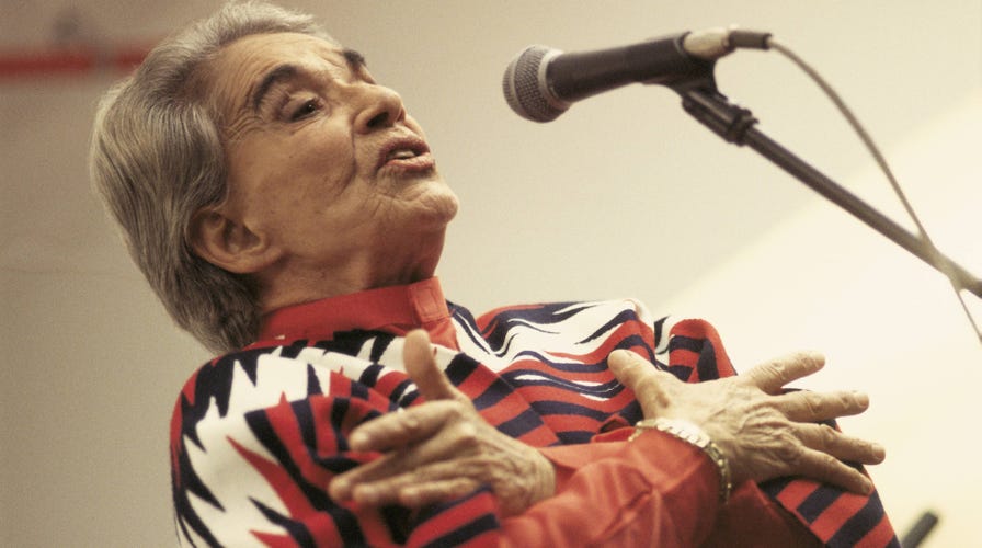 Mexican Singer Chavela Vargas Dies