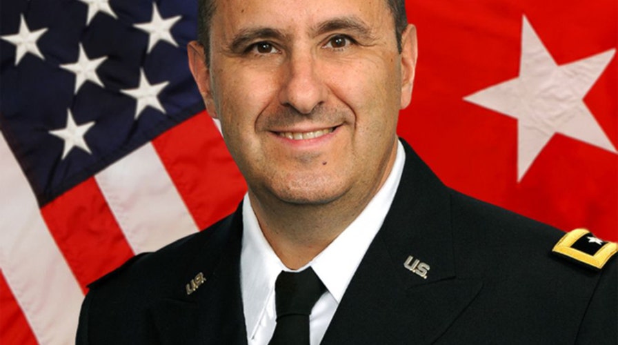 Remains of Maj. Gen. Green arrive at Dover AFB