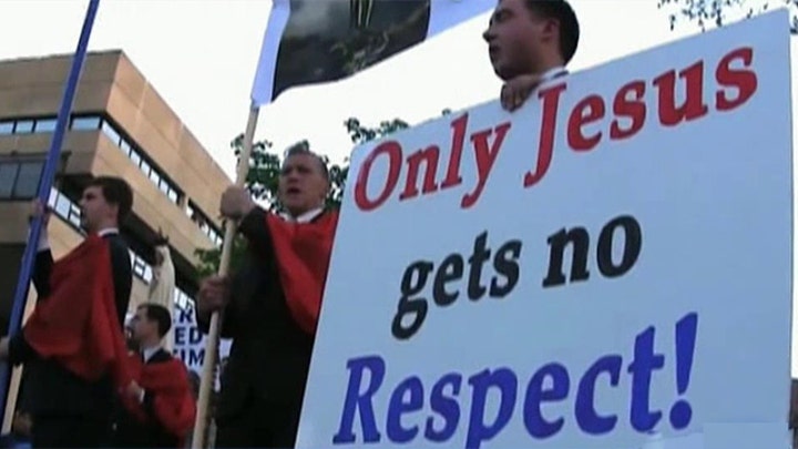 Group holds satanic mass in public civic center