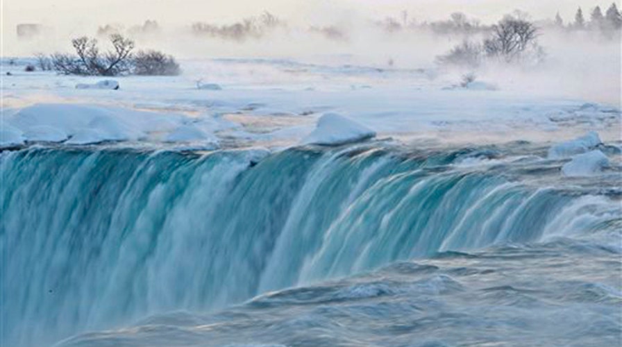 Parts of Niagara Falls freeze amid Arctic air plunge