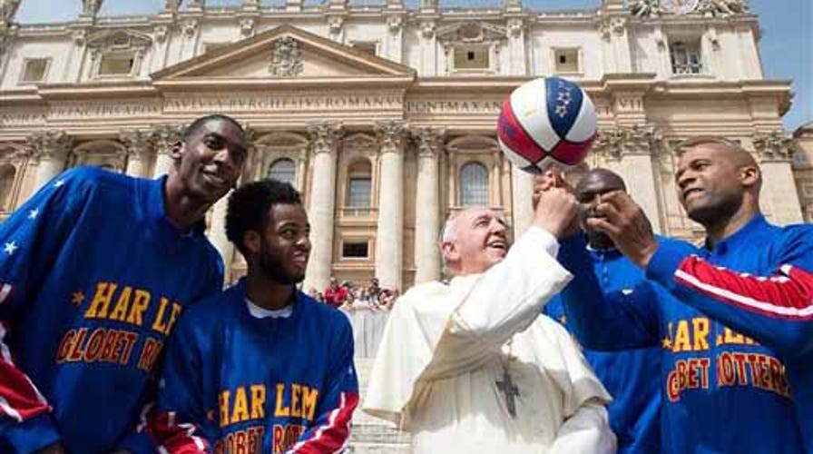 Pope learns some basketball tricks