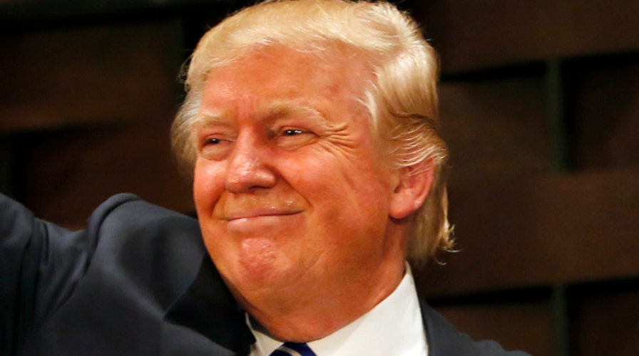 Donald Trump meets with Evangelicals