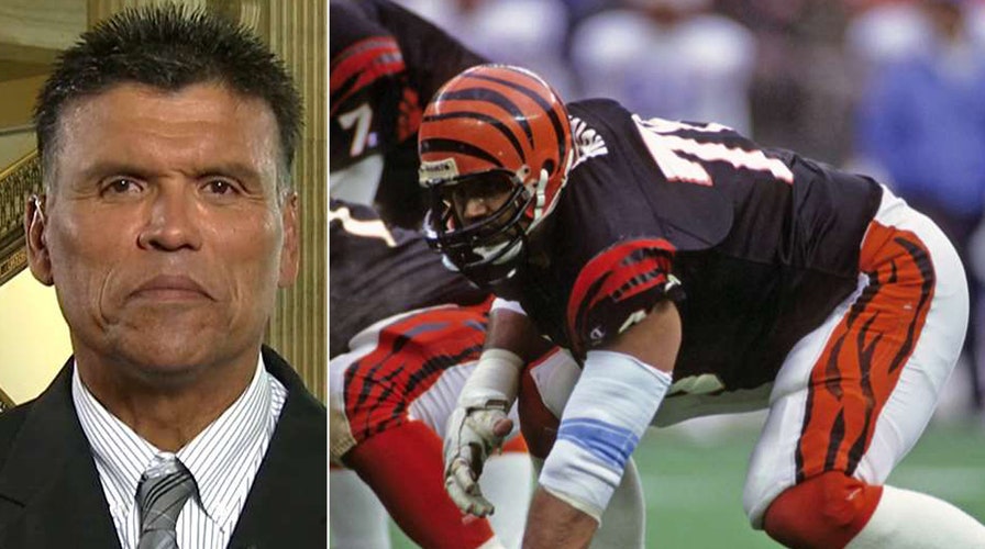 NFL Hall-of-Famer using football to teach values to kids