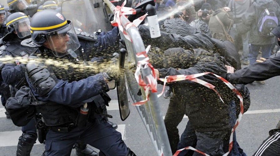 Paris: Protesters clash with police ahead of Climate Summit