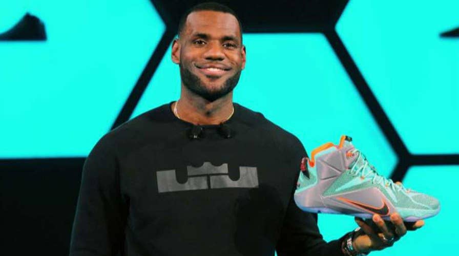 LeBron James signs lifetime contract with Nike