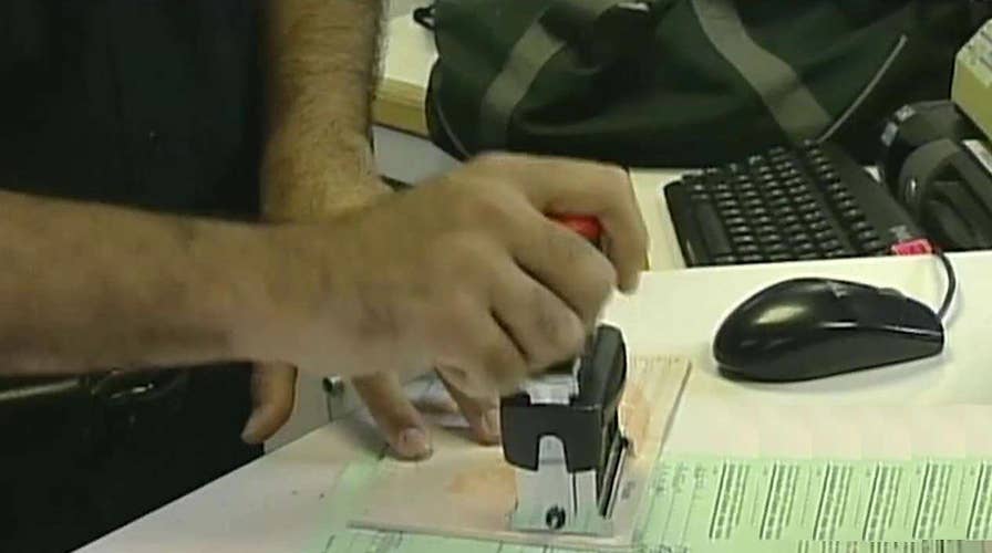 Bipartisan push to tighten up visa waiver program heats up