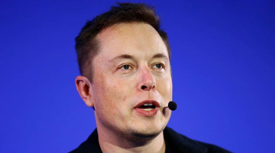 Elon Musk warns humans must occupy Mars before it's too late