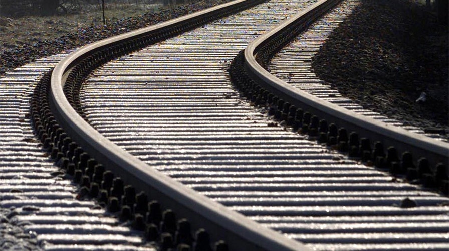 Experts say US rail network vulnerable to attack