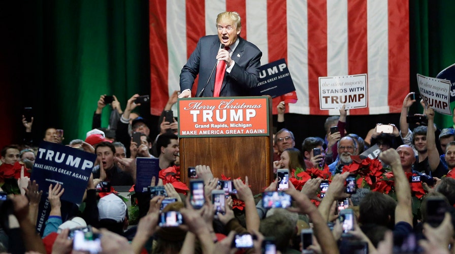 Trump wants Clinton to apologize for ISIS remarks