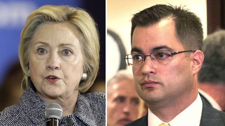 Clinton aide key focus in FBI email server investigation