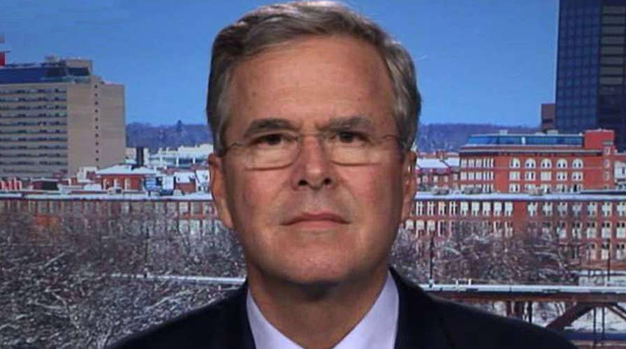 Jeb Bush calls for a 'comprehensive strategy' to fight ISIS