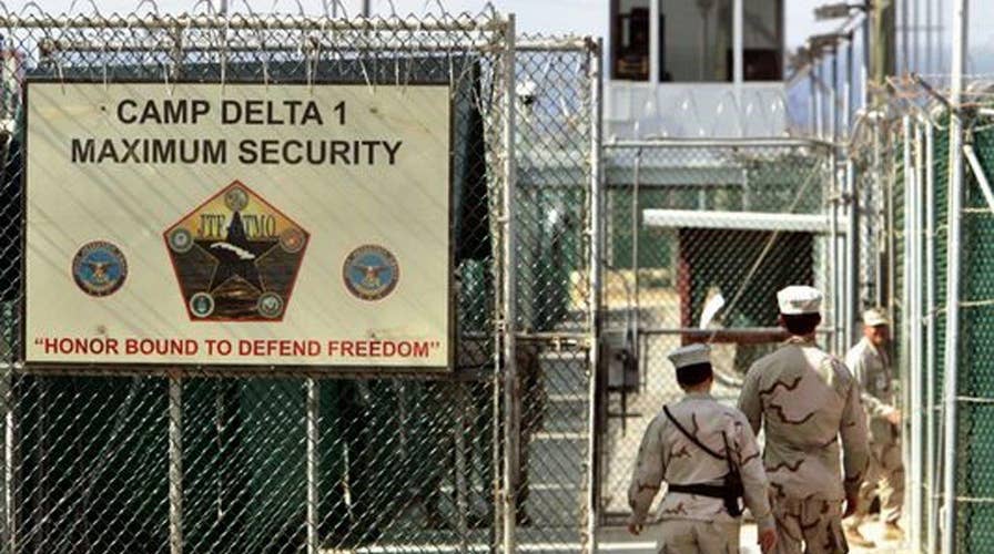 US preparing to transfer 10 detainees from Guantanamo Bay