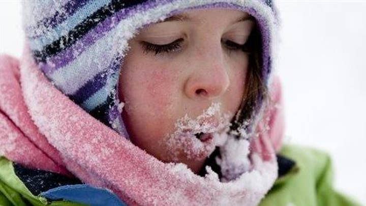 Don't eat the snow: Winter weather fact vs. fiction! 