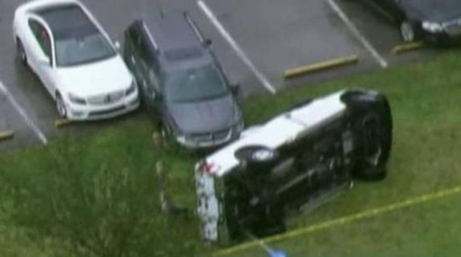 Tornado tears through Florida