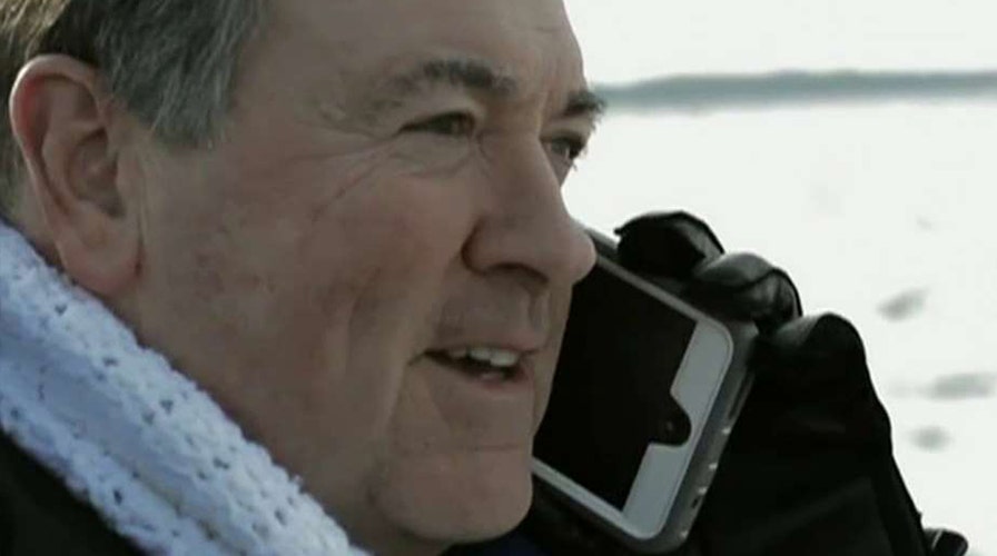 Huckabee unveils Adele-themed campaign music video