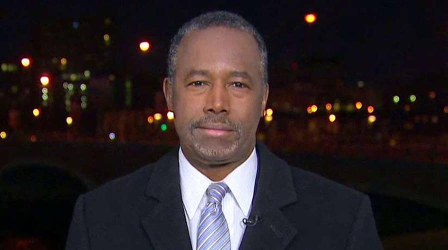 Dr. Ben Carson touts medical experience over politics