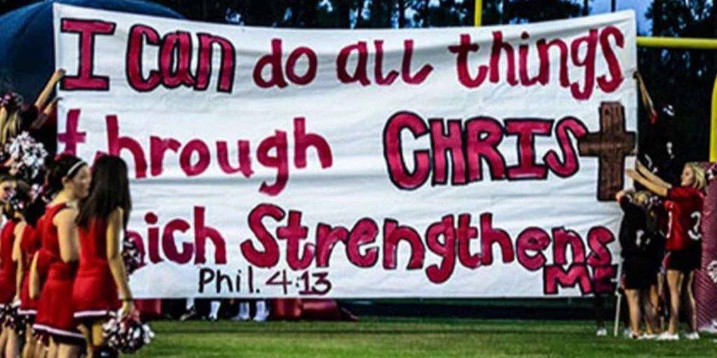 Texas Supreme Court Rules Cheerleaders Can Display Bible Verses On