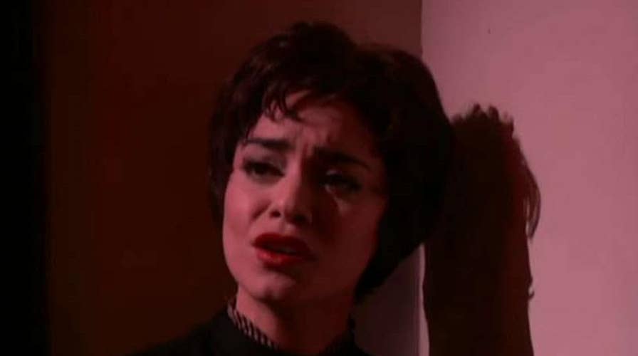 Vanessa Hudgens performs after father's death