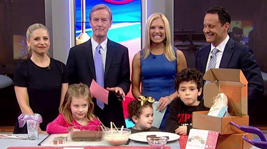 Sarah Michelle Gellar's tips for getting kids in the kitchen