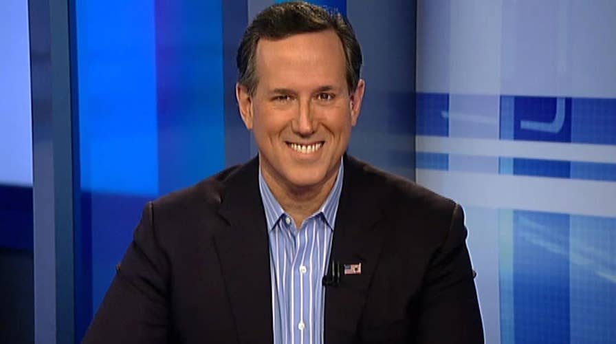 Rick Santorum suspends campaign, announces endorsement