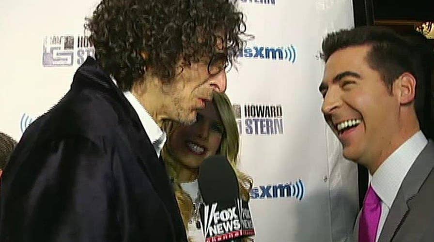 'Watters' World' quizzes celebrities on Super Bowl