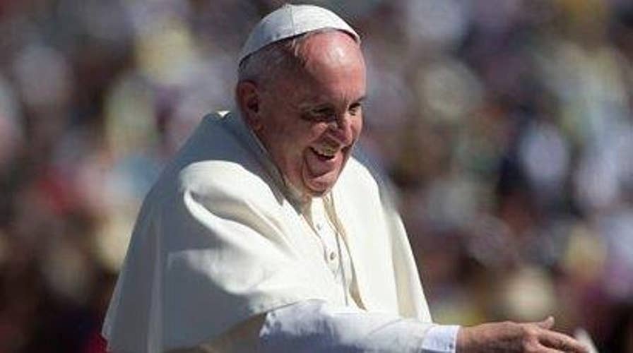 Pope Francis dispatches 'super confessors' around the world